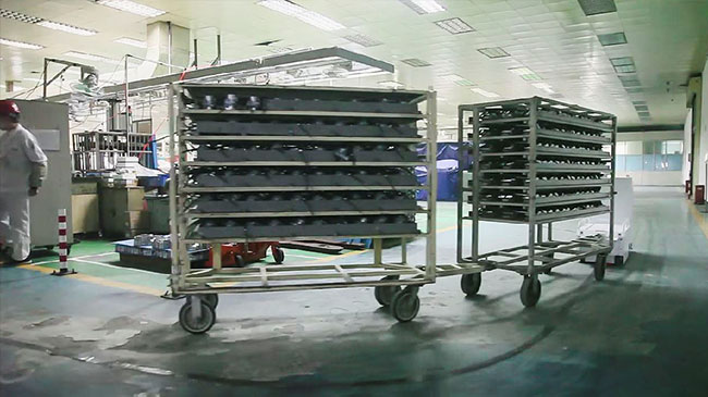 Ενιαίο AGV τρόπων υλικό καροτσάκι, αυτοματοποιημένα καθοδηγημένα ρομπότ για την ηλεκτρονική βιομηχανία